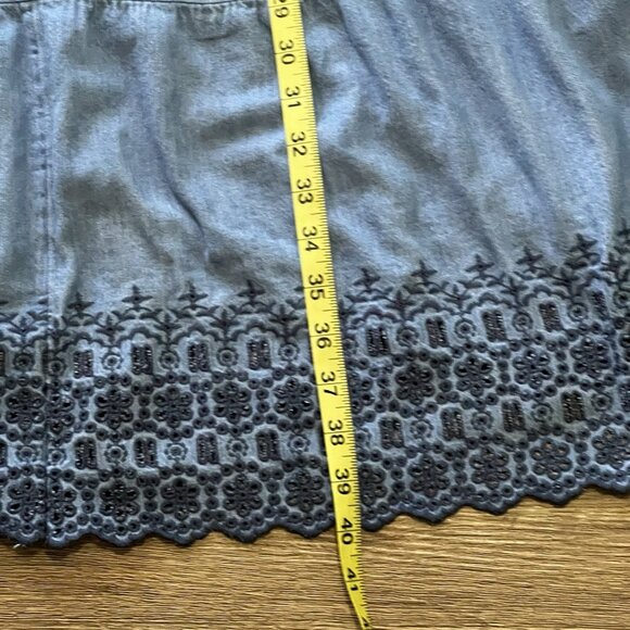 OLD NAVY Flutter-Sleeve Tie Back Chambray Midi Dress - Picture 8 of 10